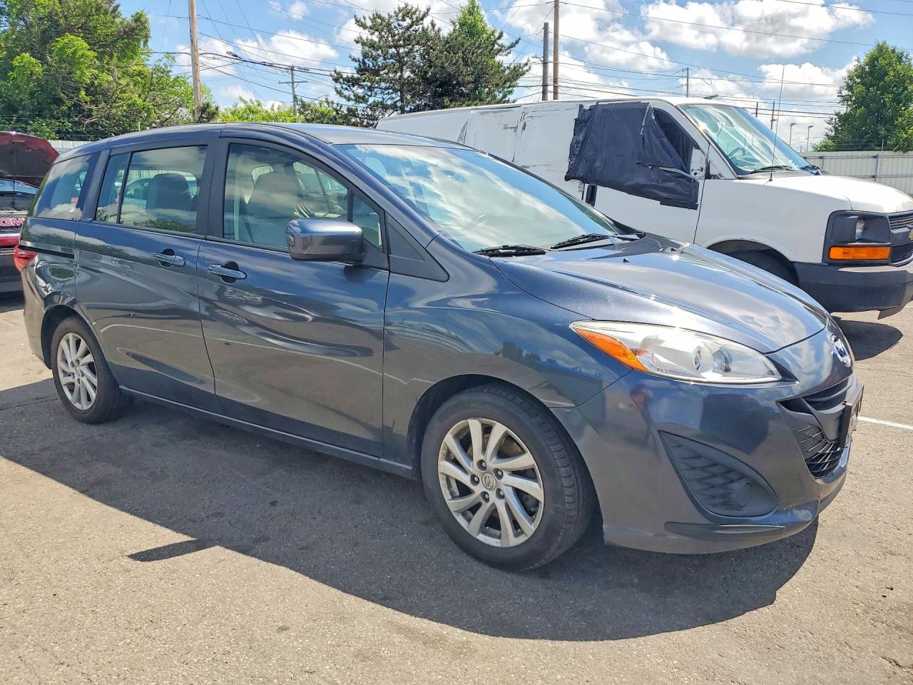 2012 MAZDA 5