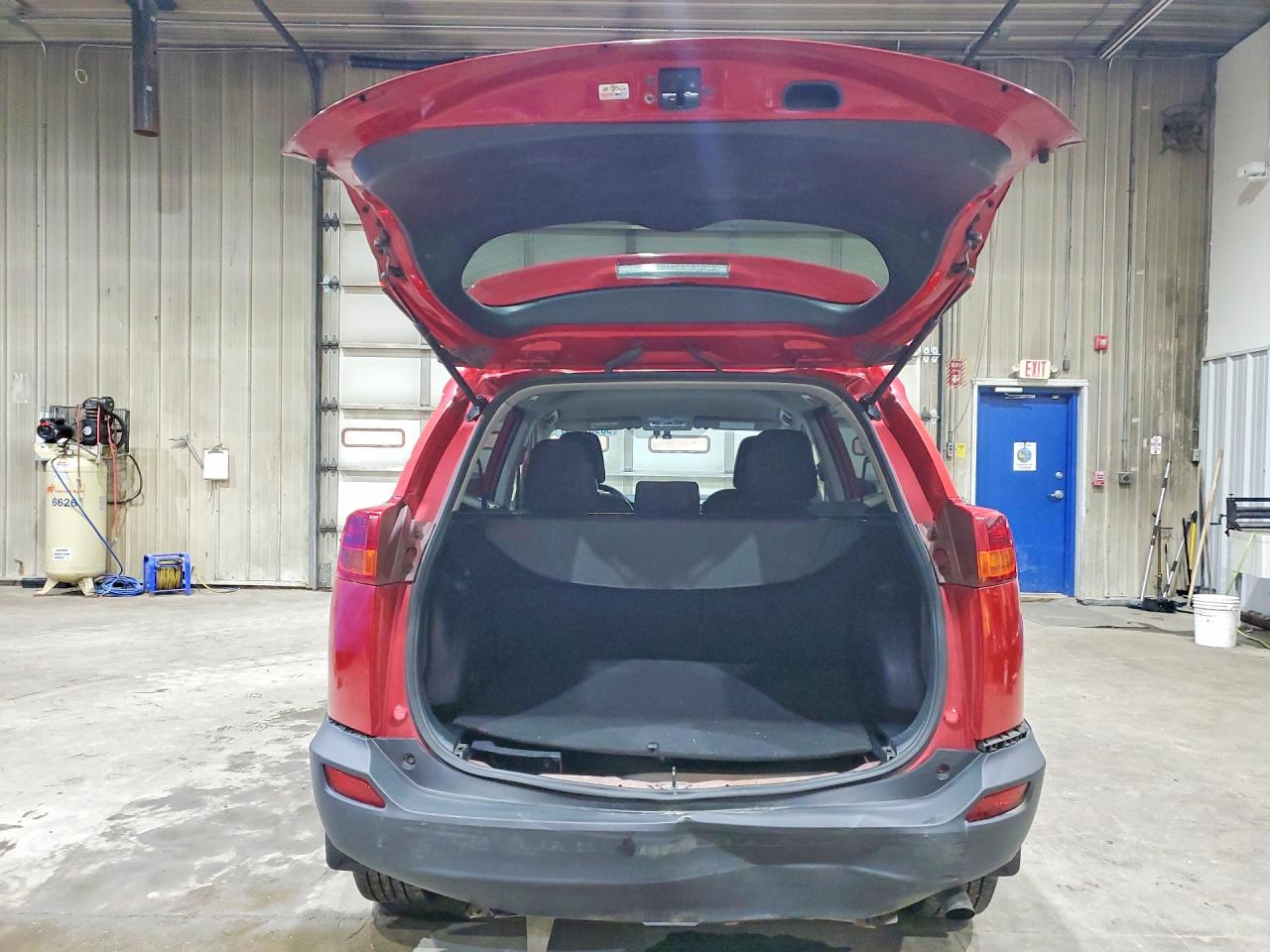 2015 TOYOTA RAV4