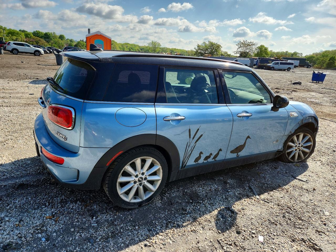 2018 MINI COOPER