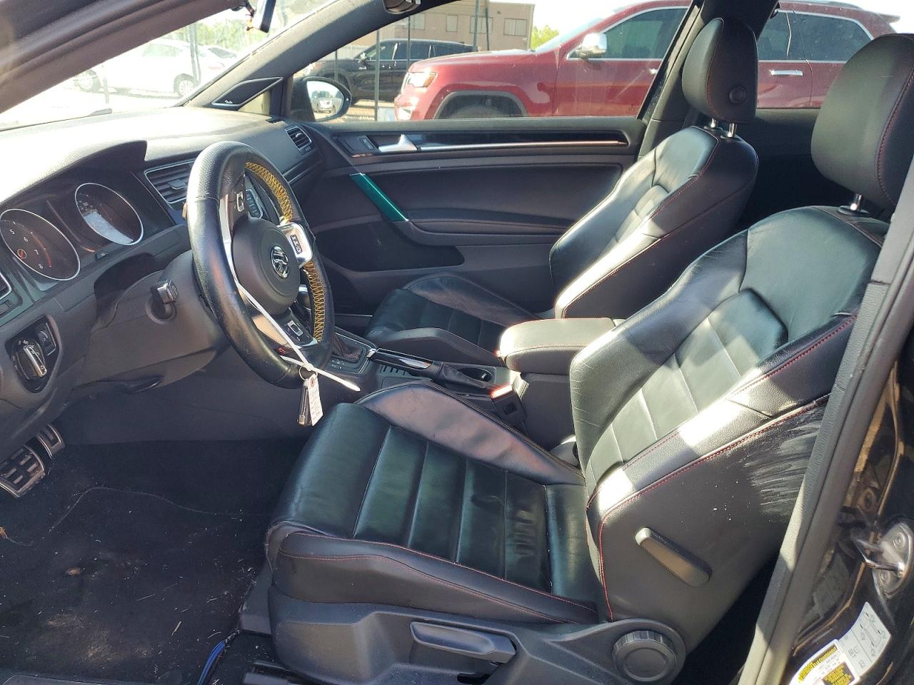 2016 VOLKSWAGEN GTI