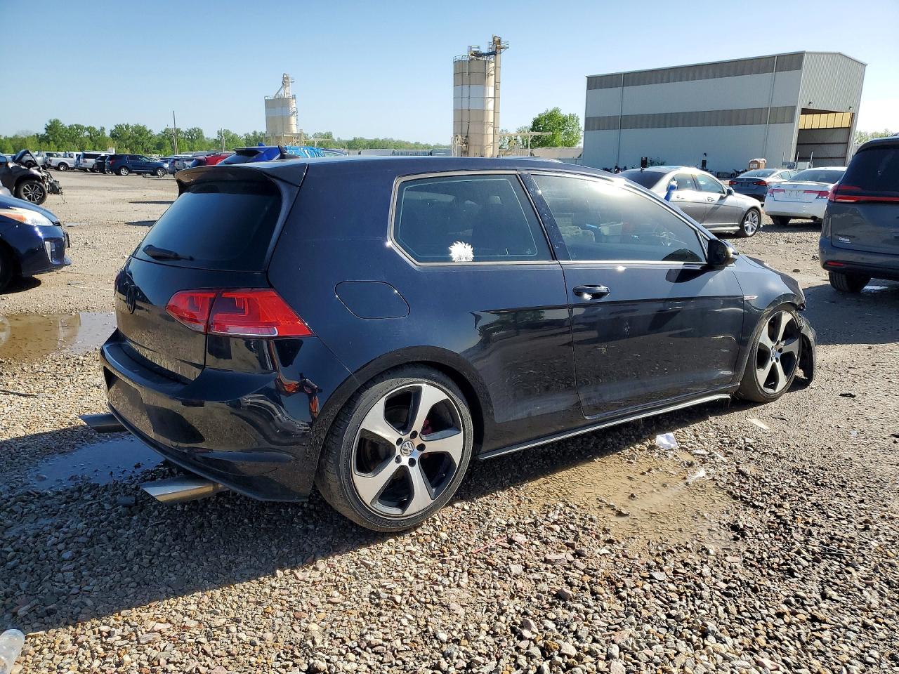2016 VOLKSWAGEN GTI