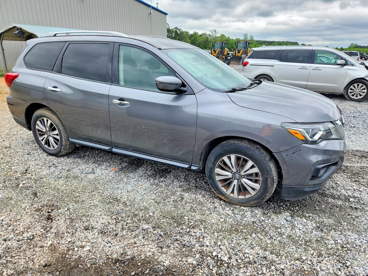 2019 NISSAN PATHFINDER