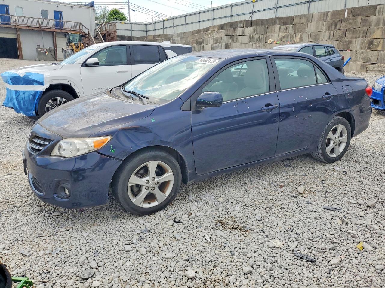 2013 TOYOTA COROLLA