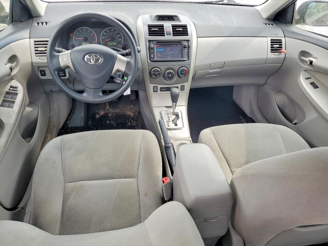 2013 TOYOTA COROLLA