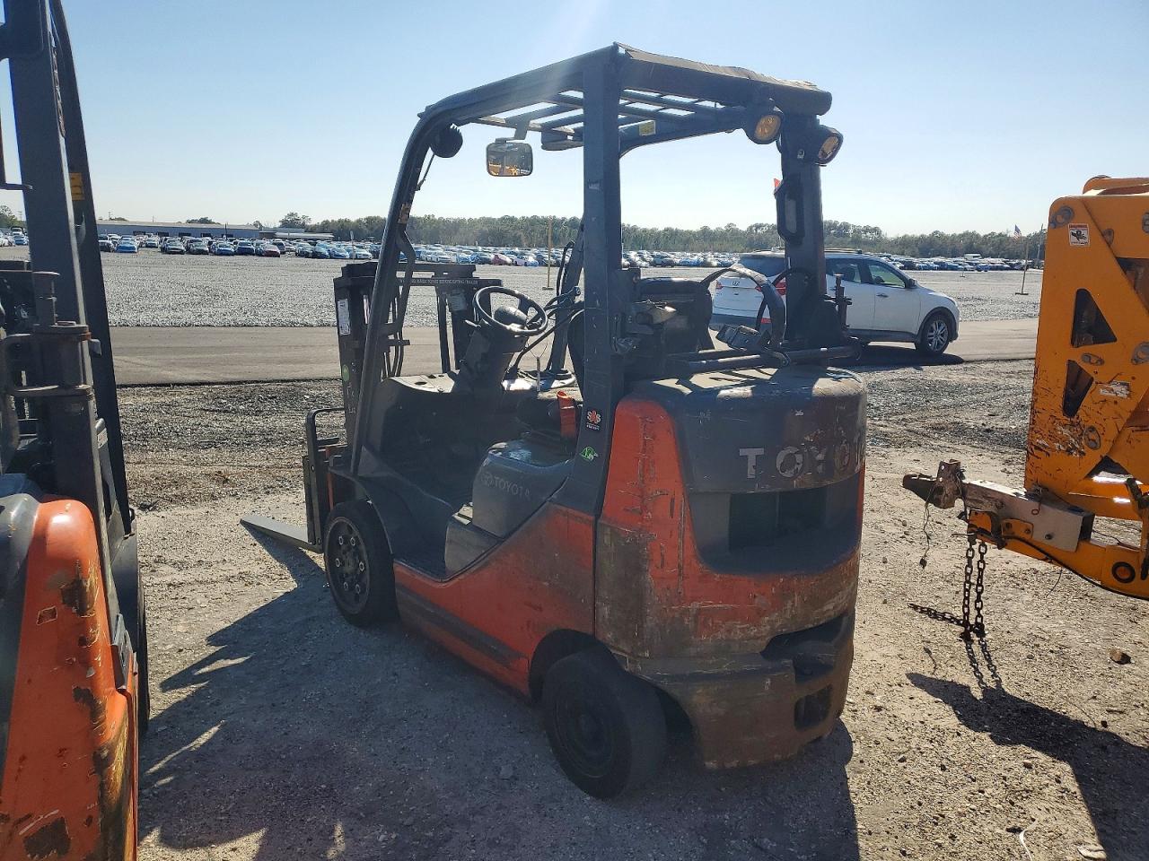 2014 TOYA FORKLIFT