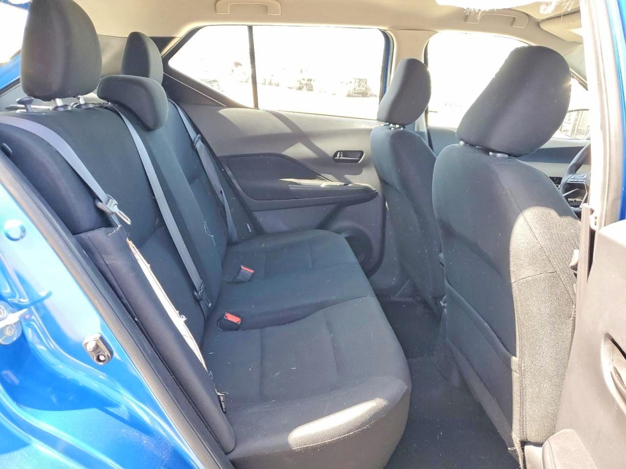 2023 NISSAN KICKS