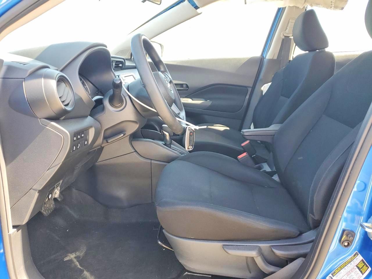 2023 NISSAN KICKS