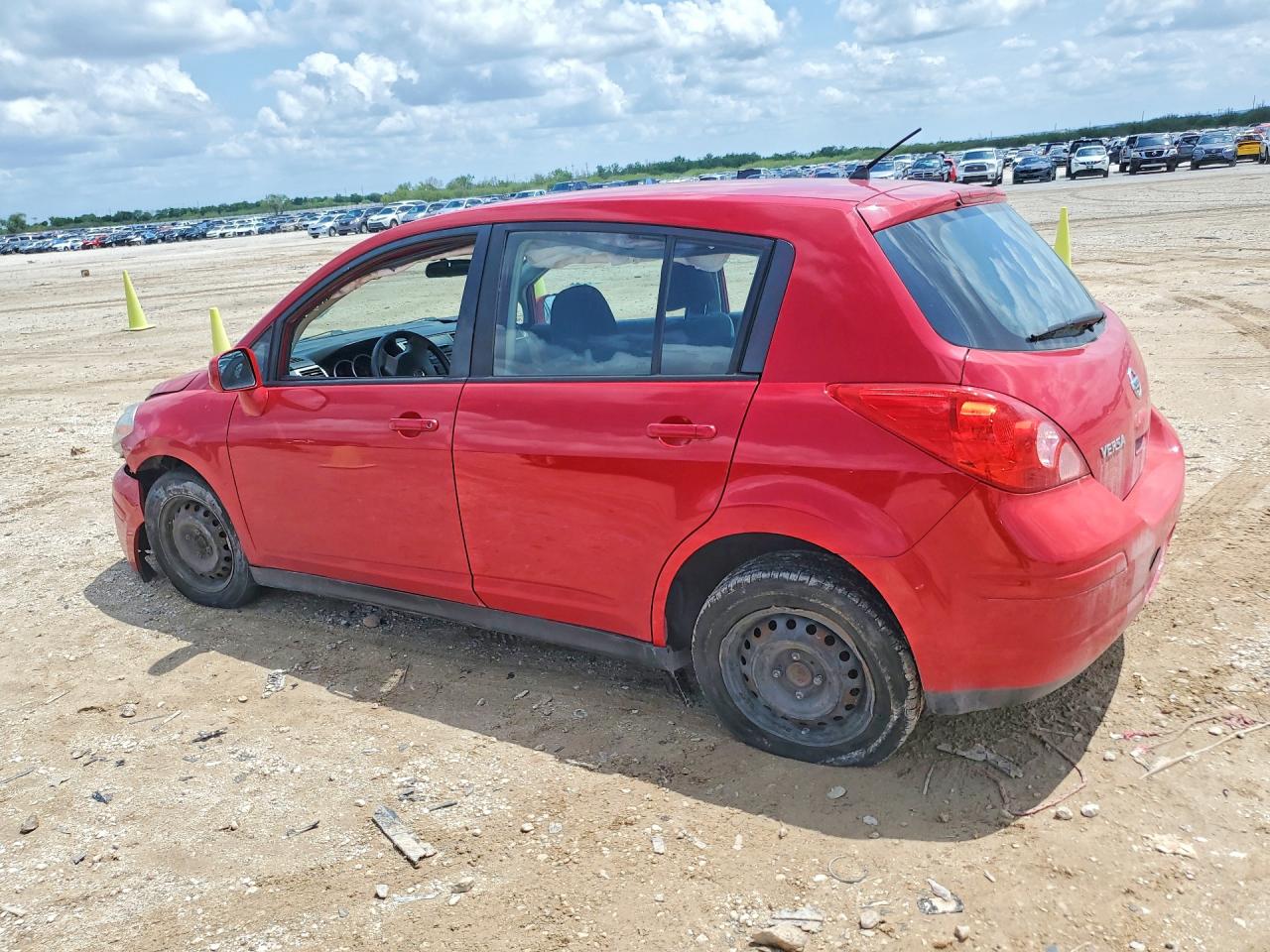 2012 NISSAN VERSA 1.8