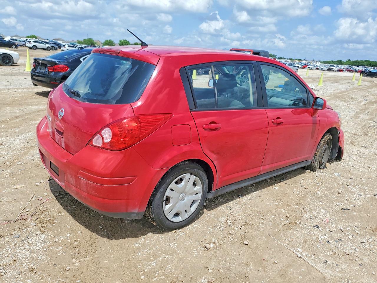 2012 NISSAN VERSA 1.8