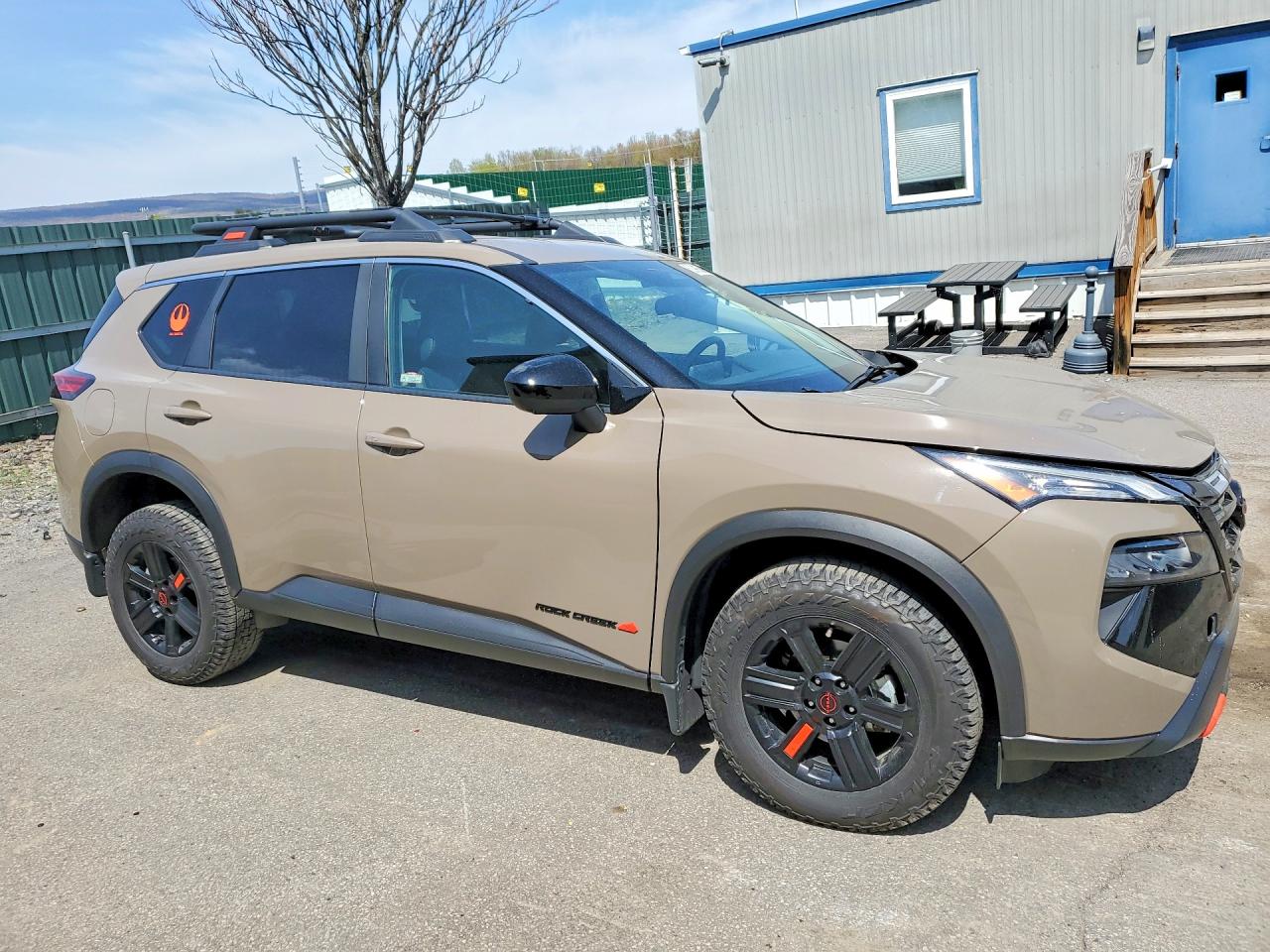2025 NISSAN ROGUE