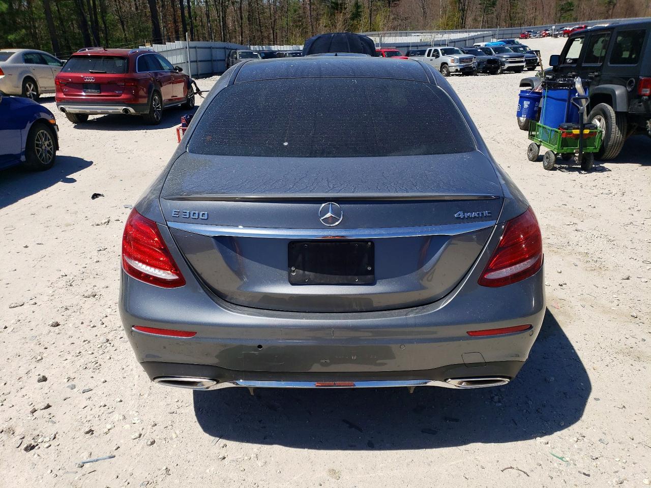 2017 MERCEDES BENZ E-CLASS