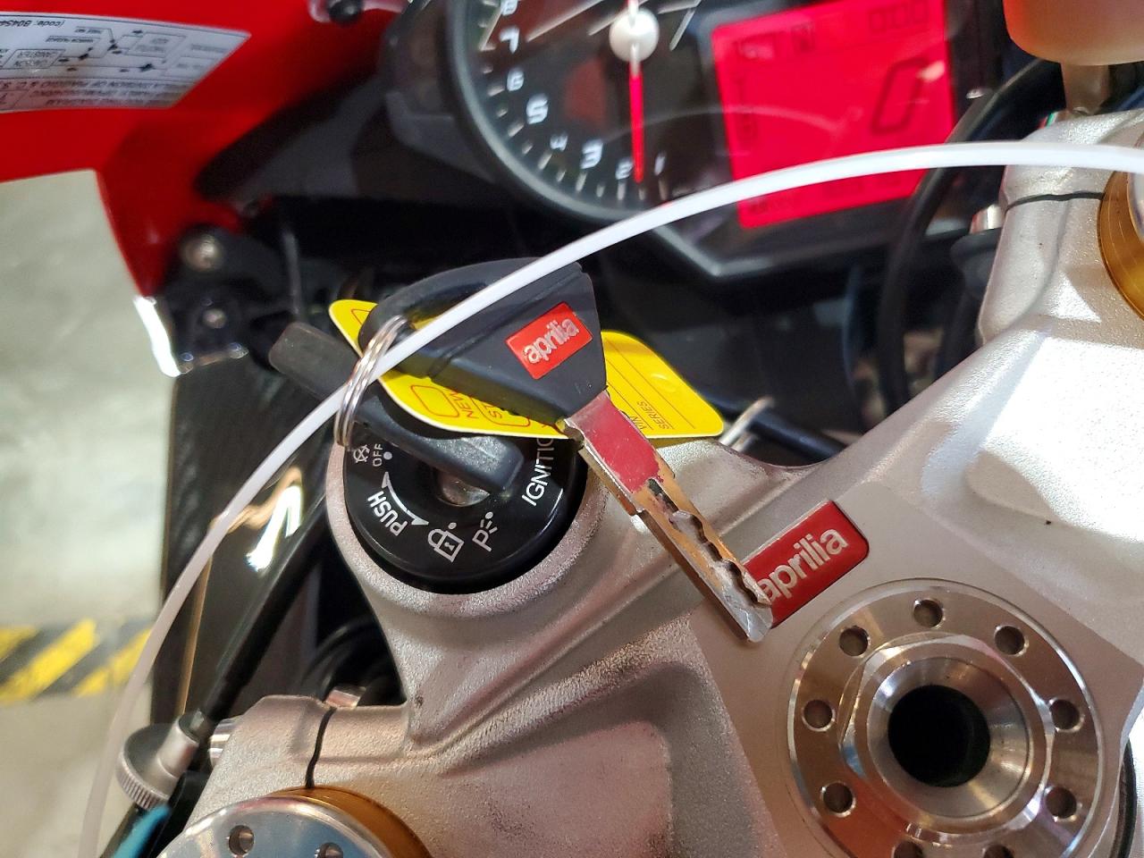 2013 APRILIA MOTORCYCLE