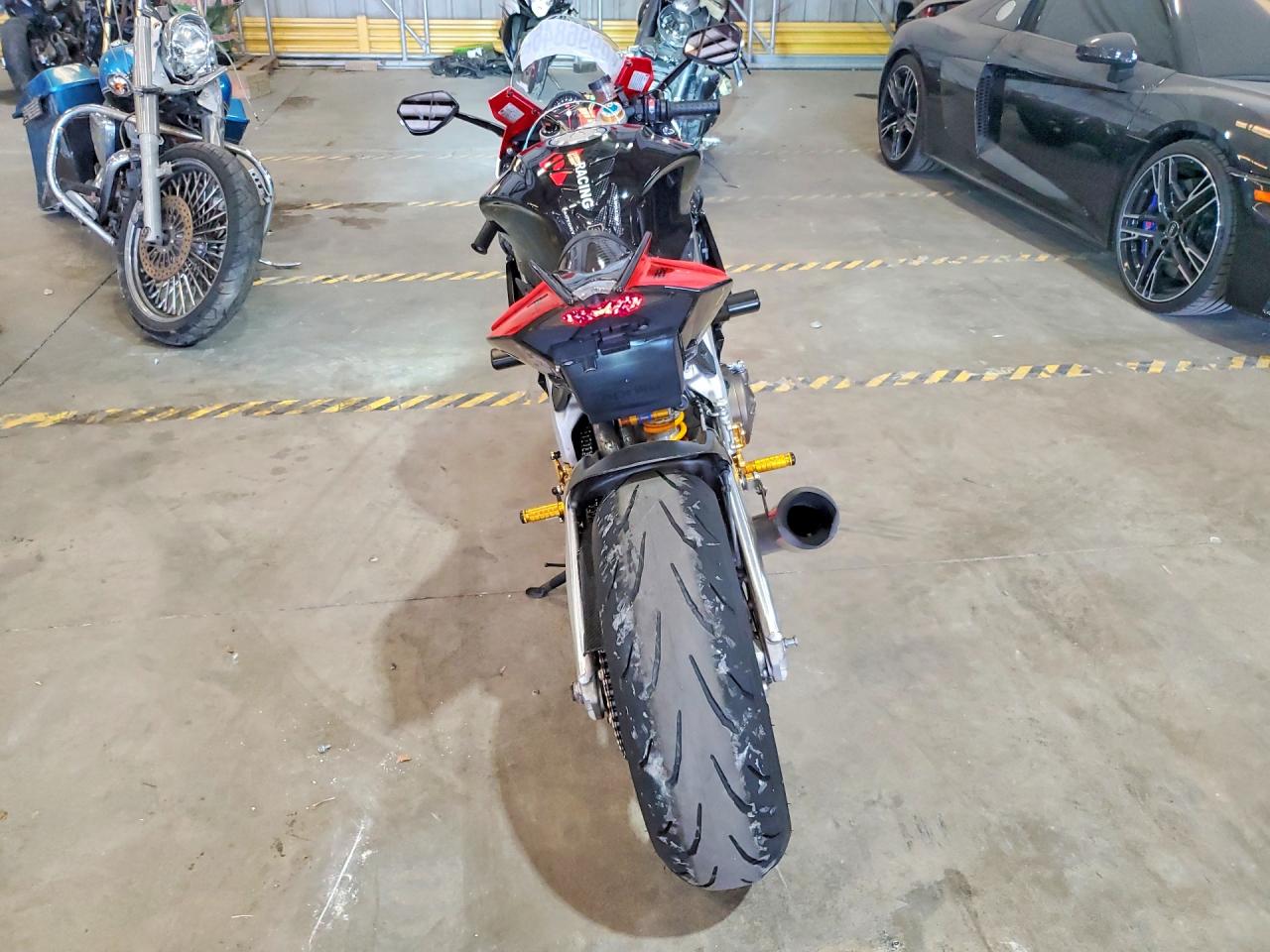 2013 APRILIA MOTORCYCLE