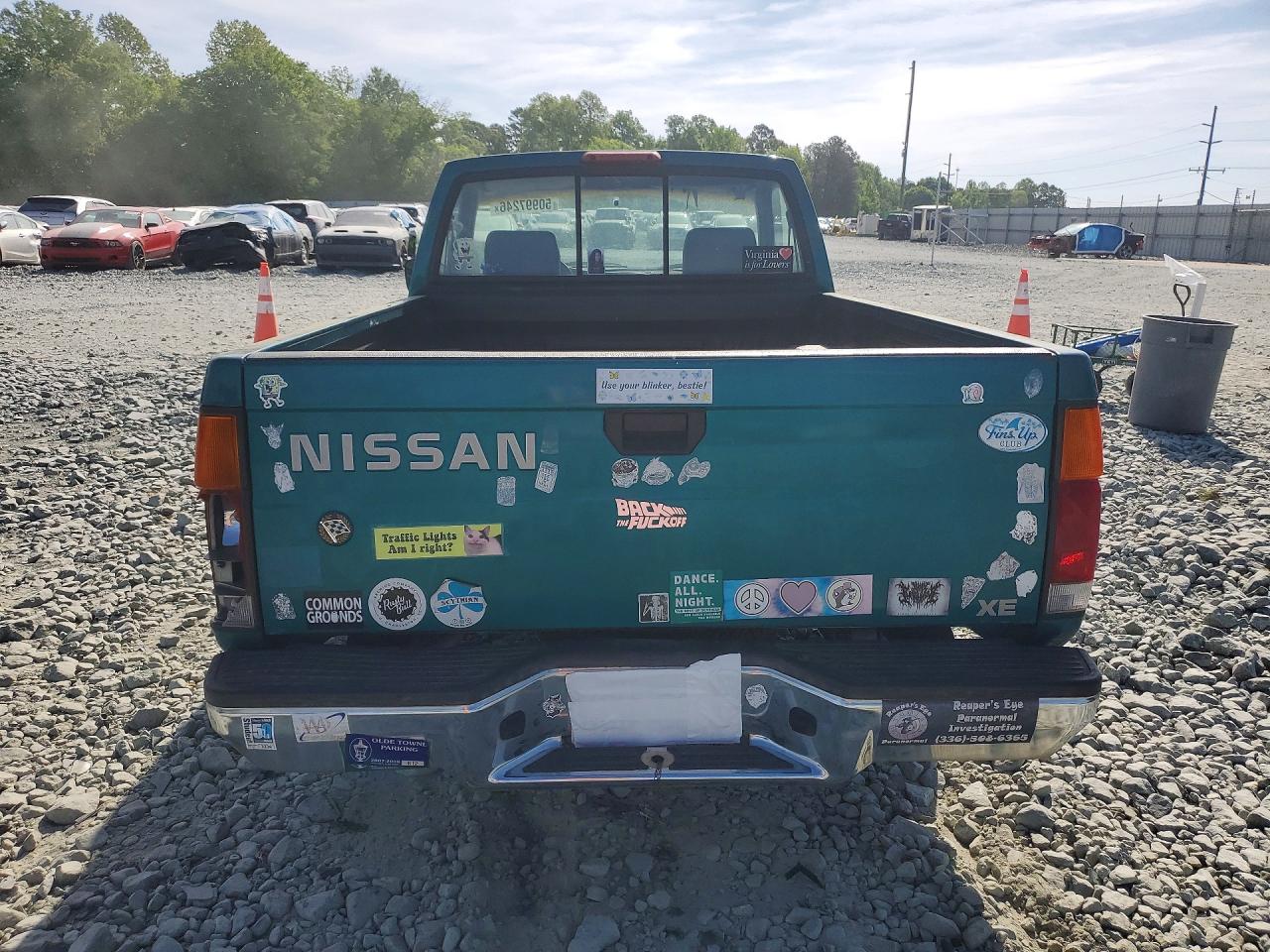 1997 NISSAN NAVARA