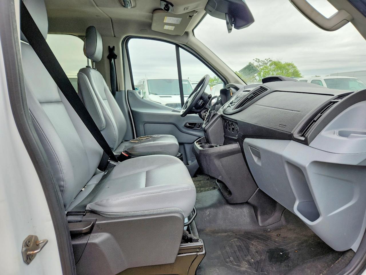 2015 FORD TRANSIT
