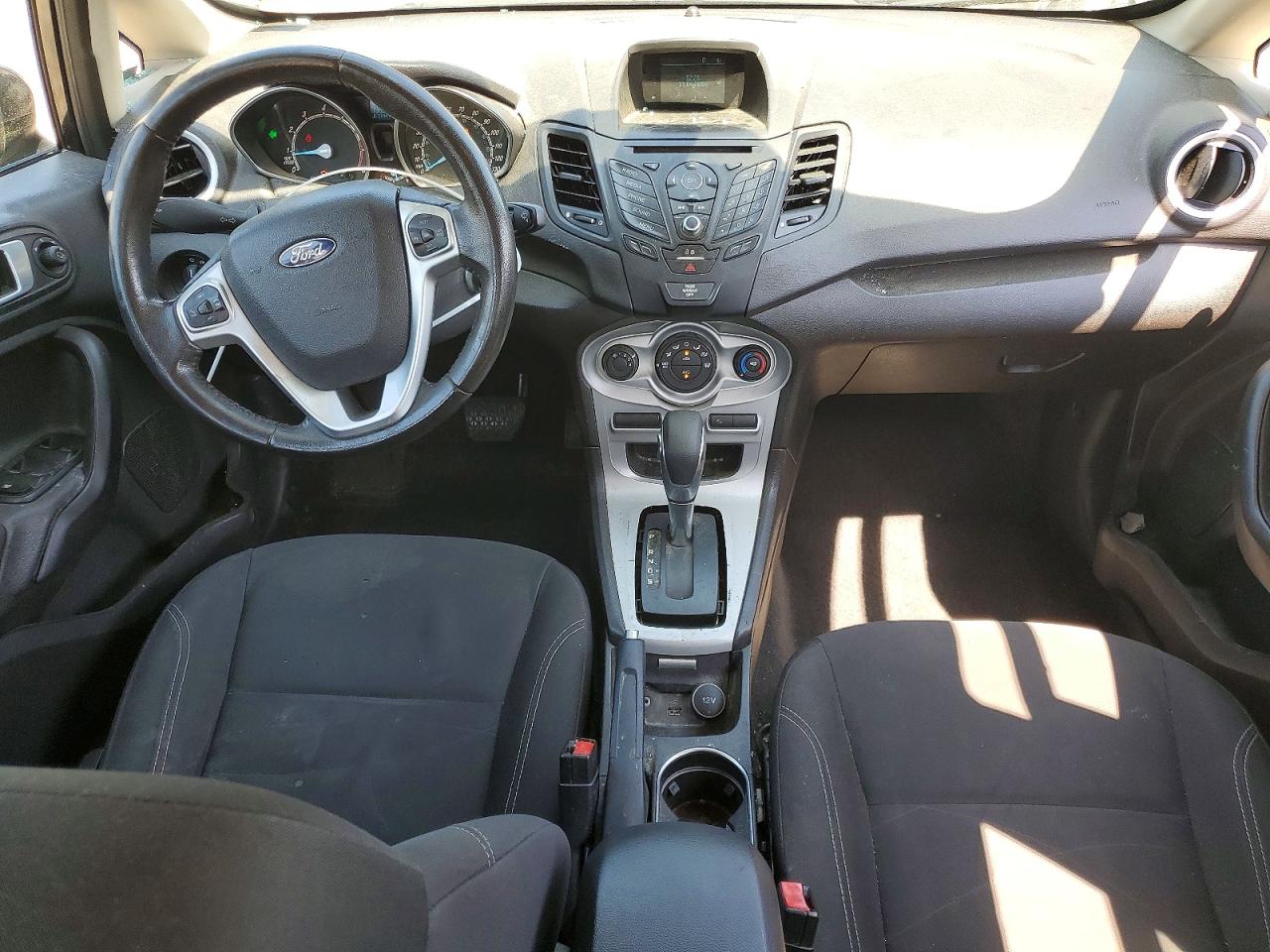 2016 FORD FIESTA