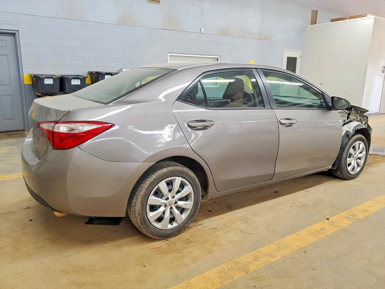 2015 TOYOTA COROLLA