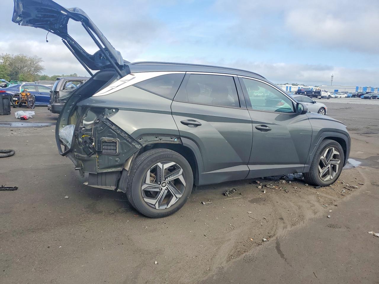 2022 HYUNDAI TUCSON