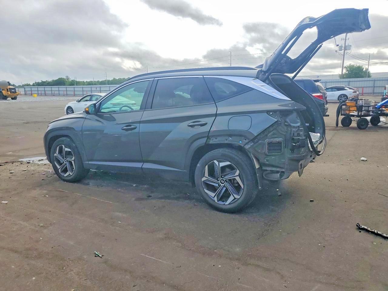 2022 HYUNDAI TUCSON
