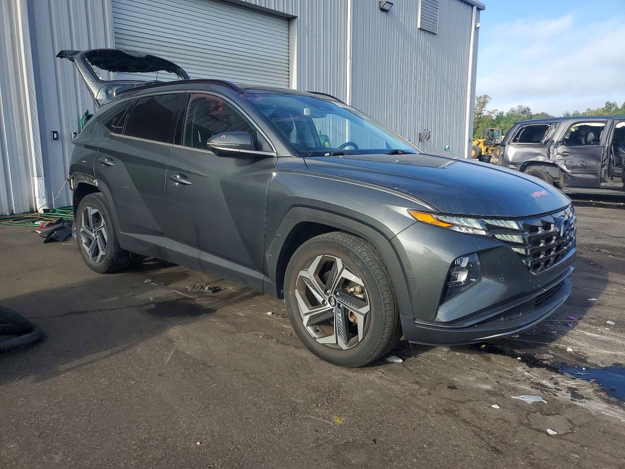 2022 HYUNDAI TUCSON