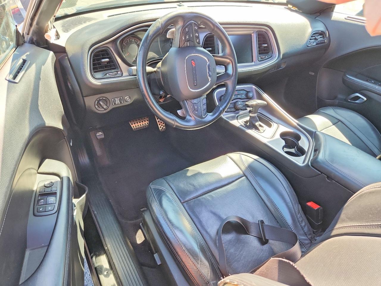 2016 DODGE CHALLENGER