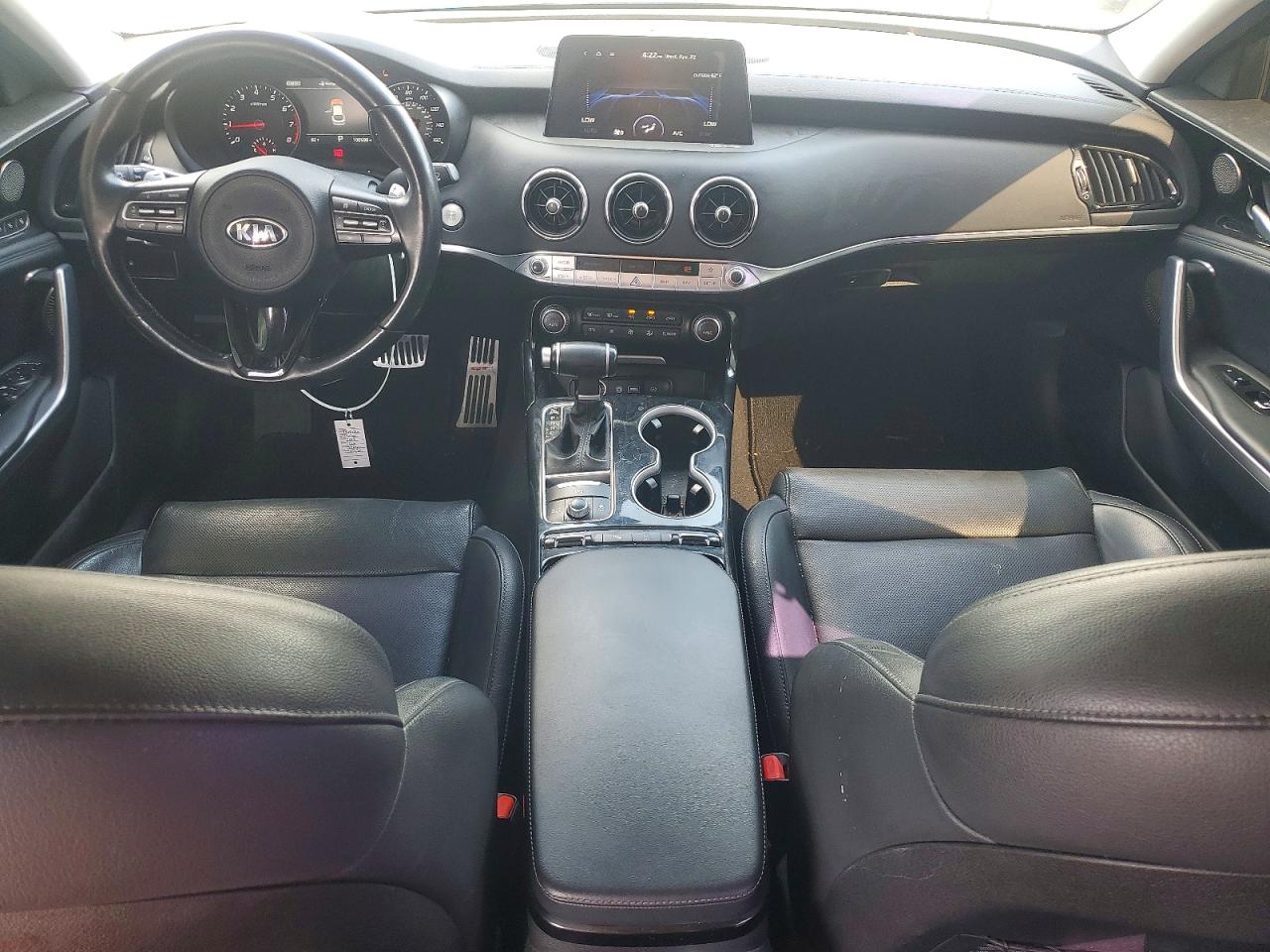 2018 KIA STINGER