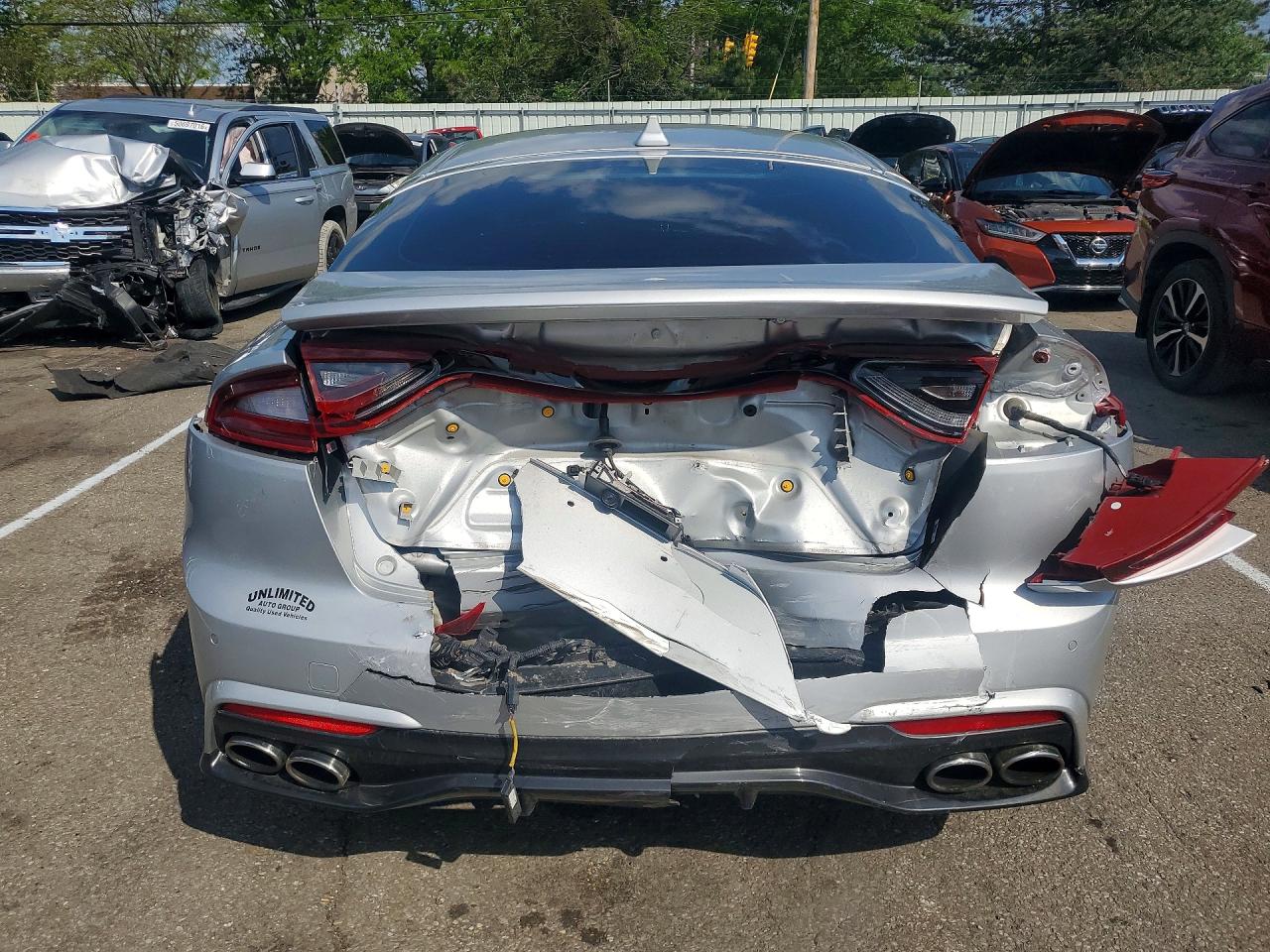 2018 KIA STINGER