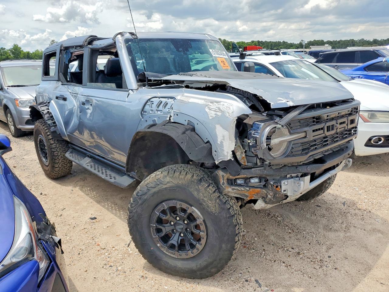 2024 FORD BRONCO