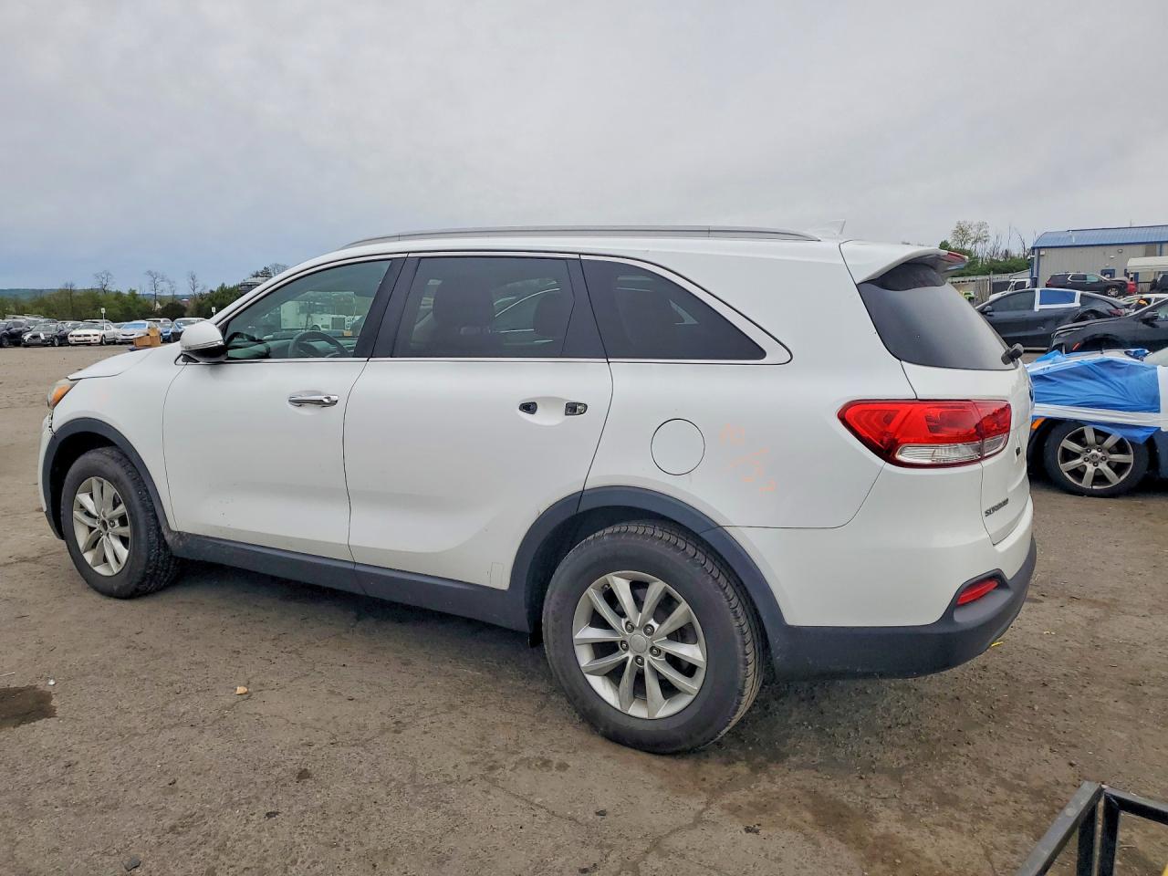 2016 KIA SORENTO