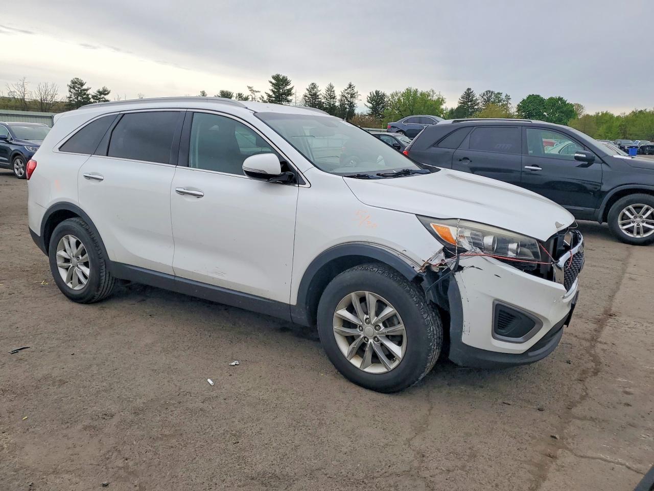 2016 KIA SORENTO
