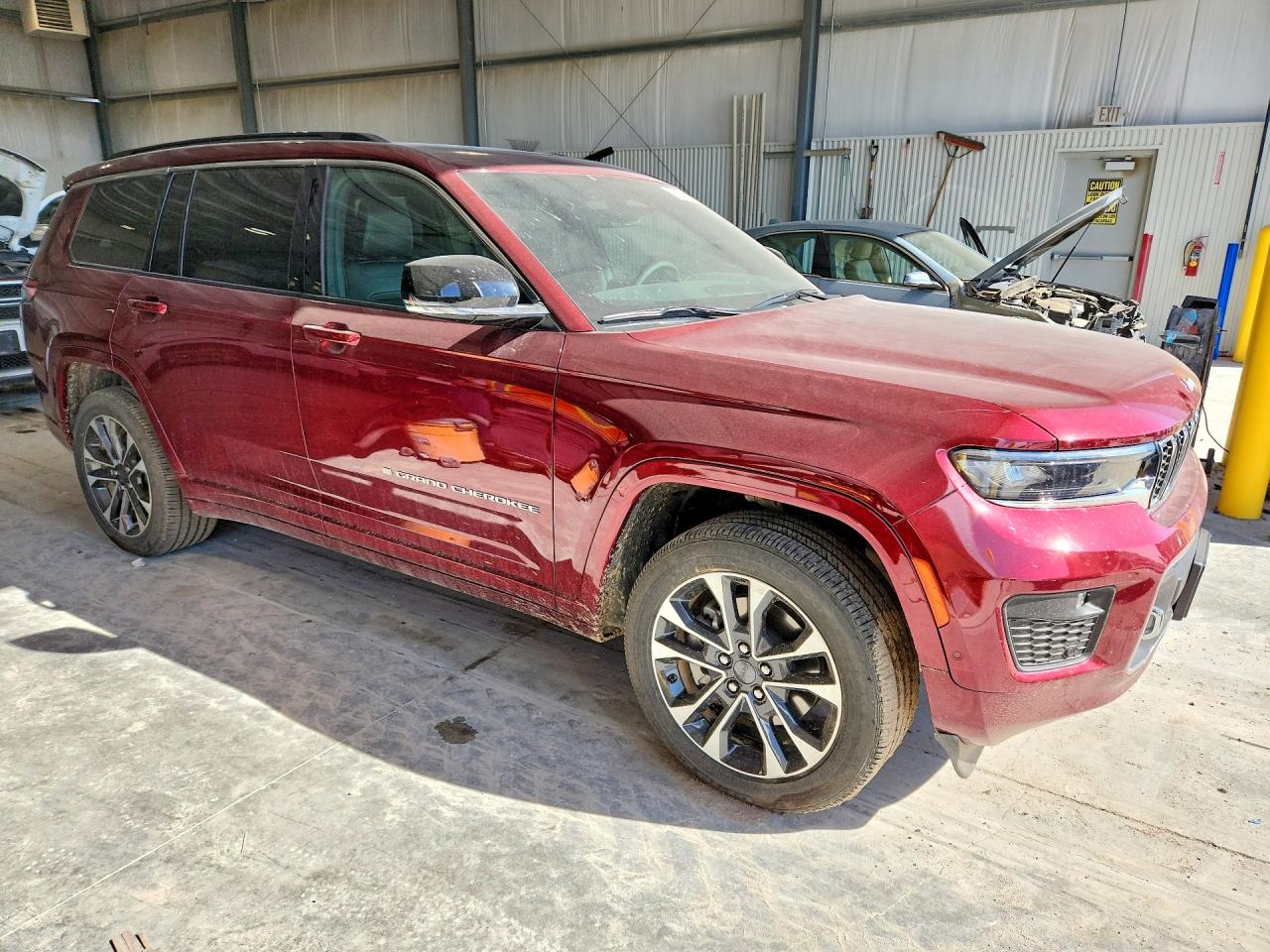 2025 JEEP CHEROKEE
