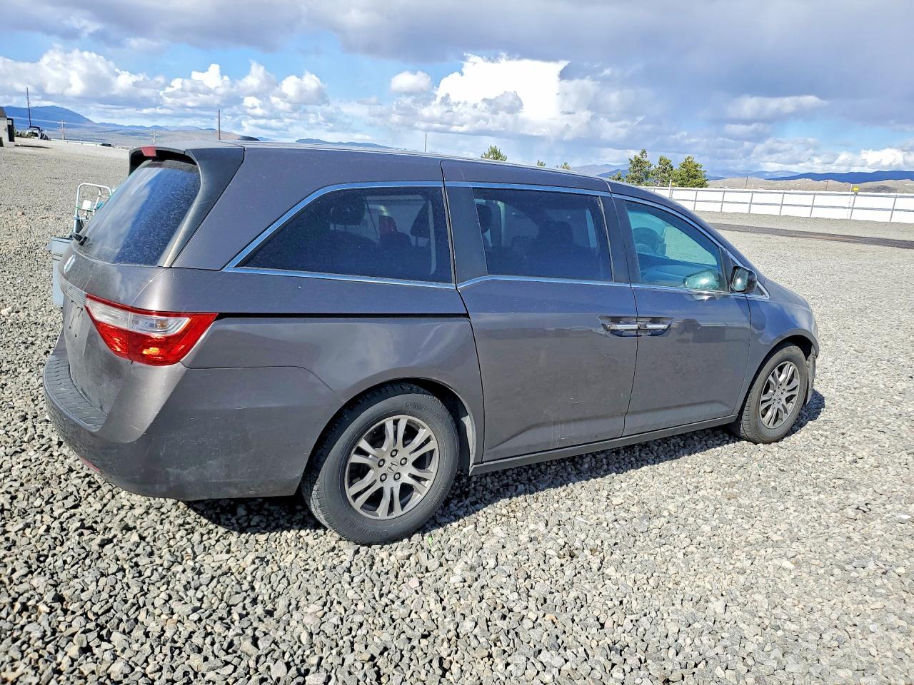 2011 HONDA ODYSSEY