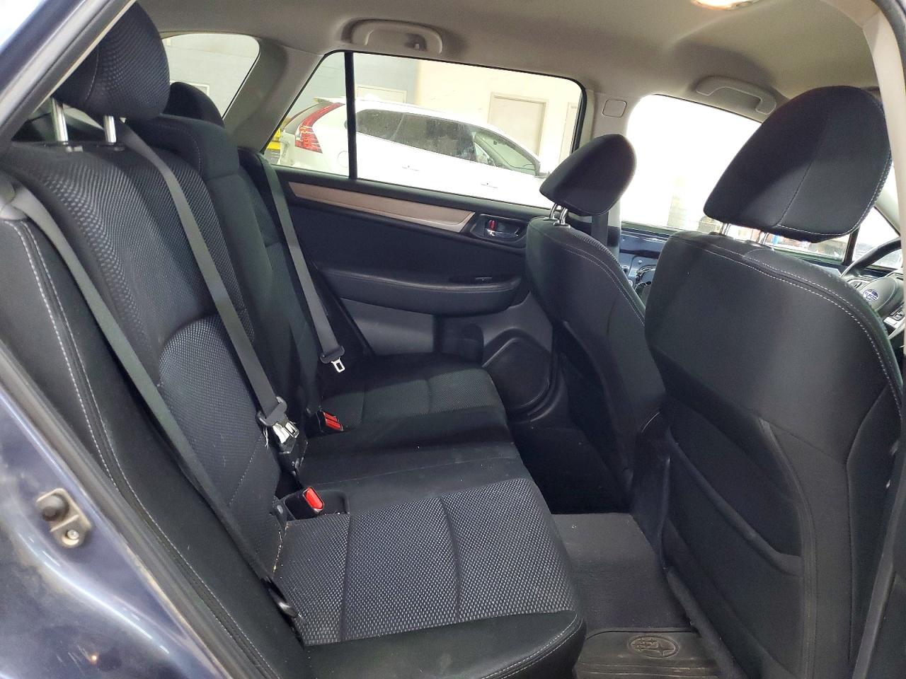 2015 SUBARU OUTBACK