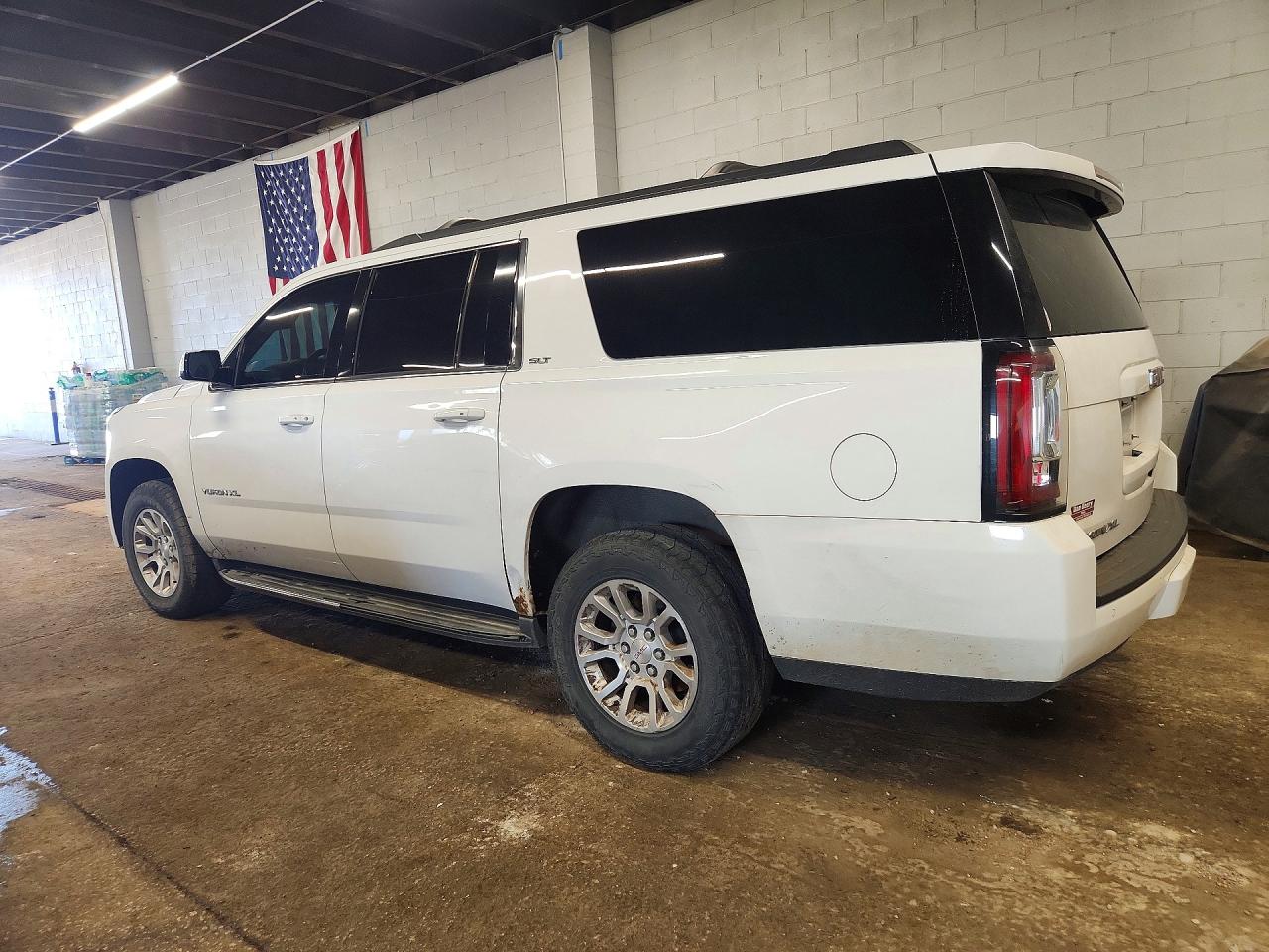 2015 GMC YUKON
