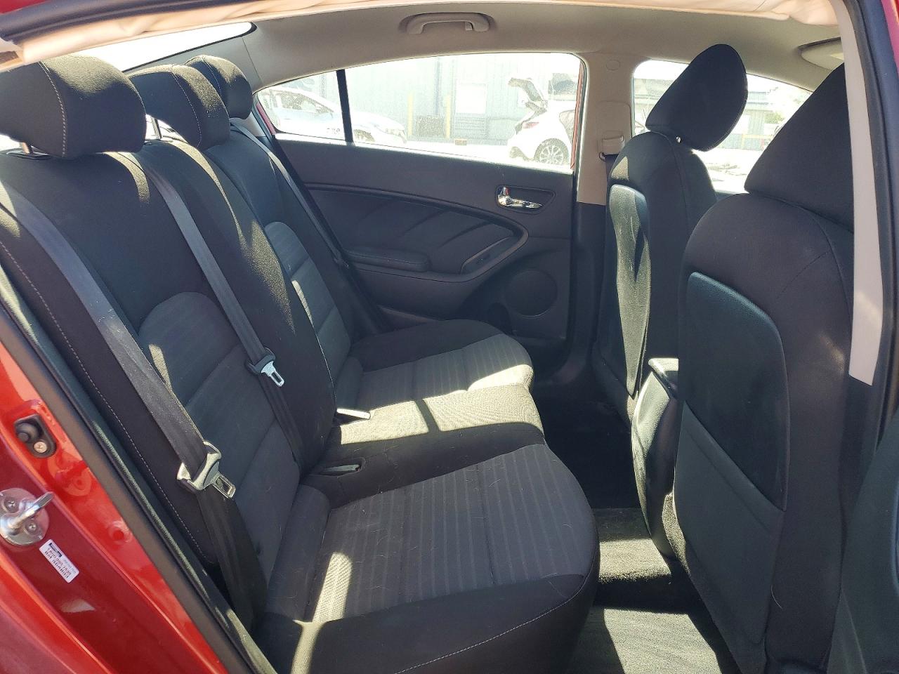 2017 KIA FORTE