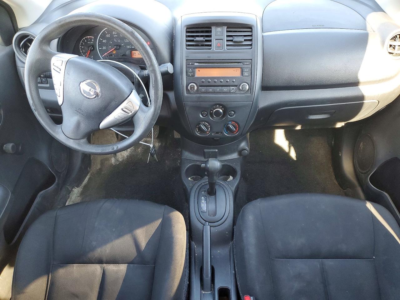 2017 NISSAN VERSA