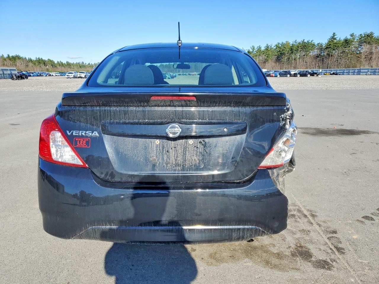 2017 NISSAN VERSA
