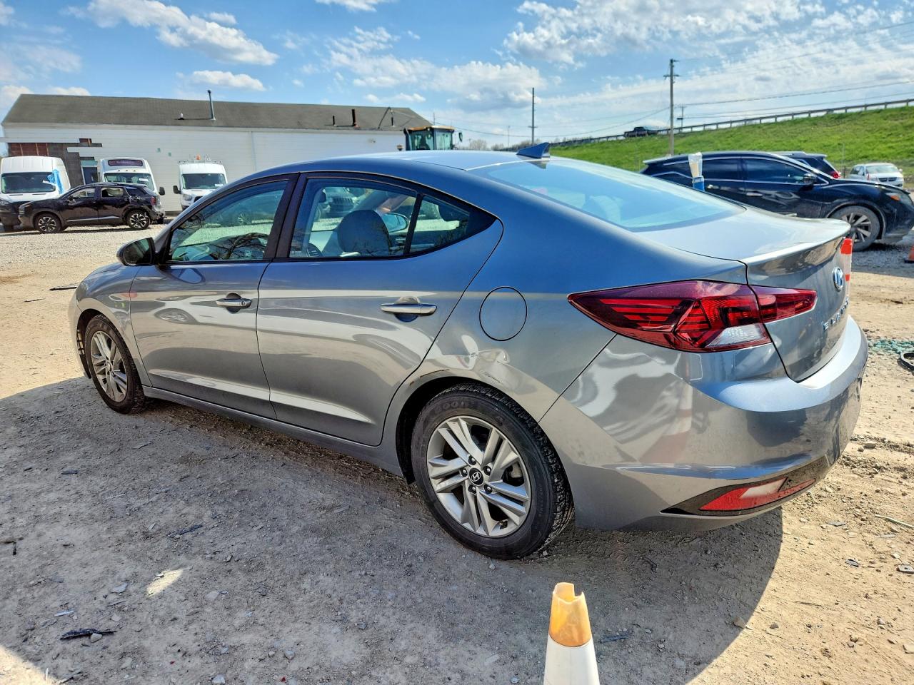 2019 HYUNDAI ELANTRA