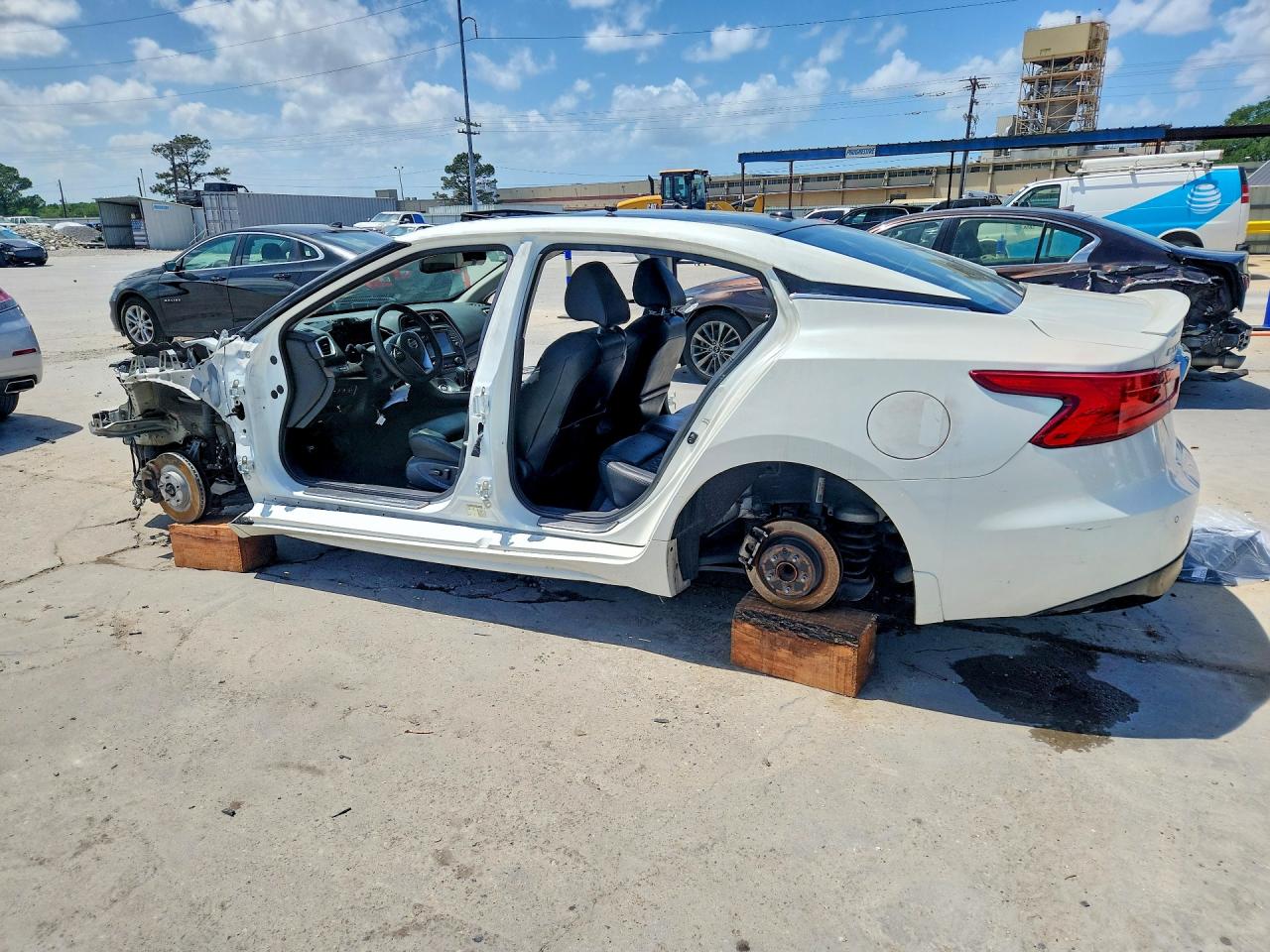 2018 NISSAN MAXIMA