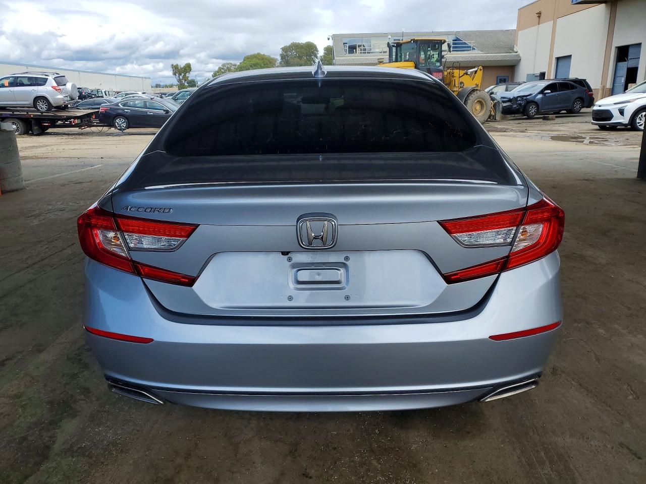 2019 HONDA ACCORD