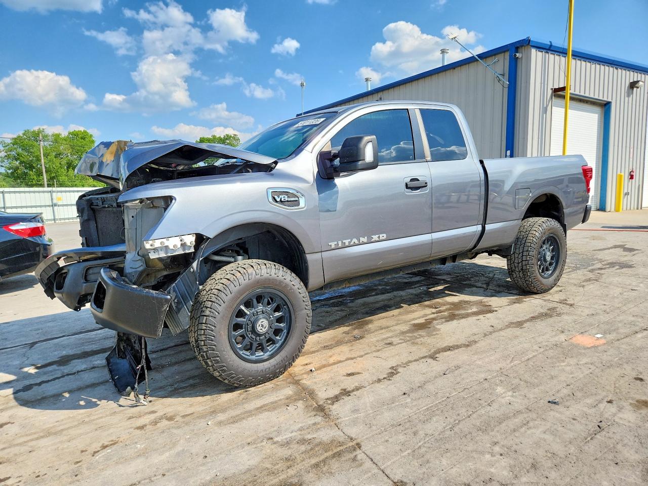 2018 NISSAN TITAN