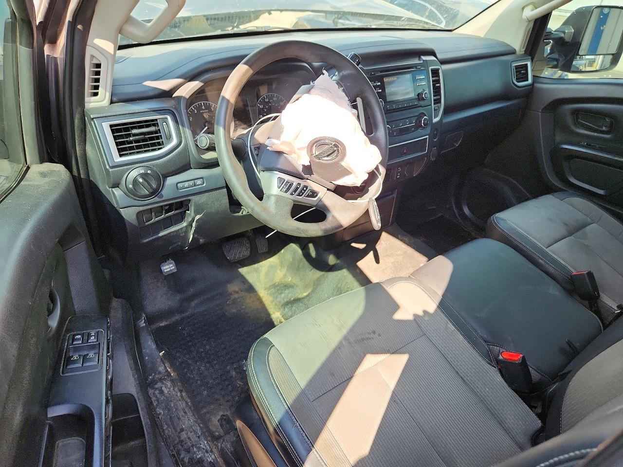 2018 NISSAN TITAN