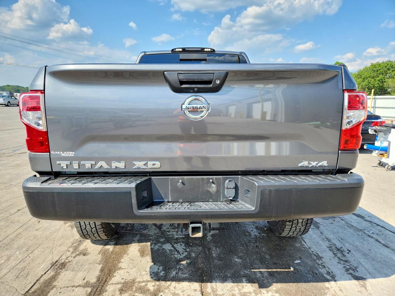 2018 NISSAN TITAN