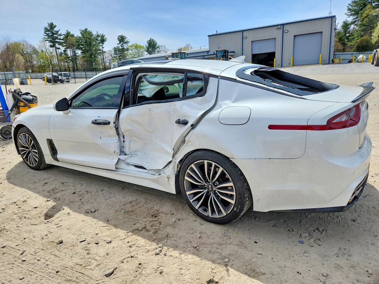 2019 KIA STINGER