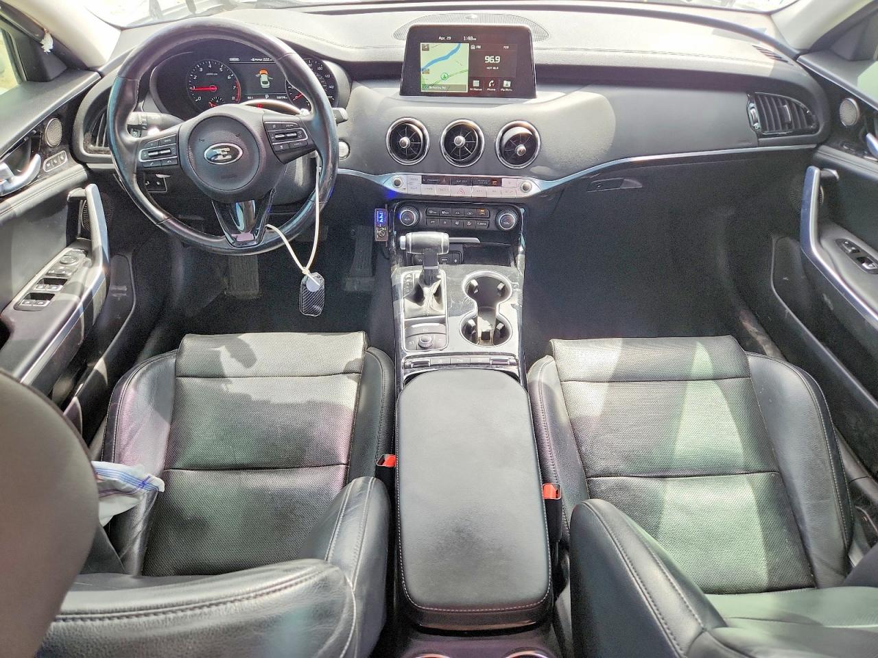 2019 KIA STINGER