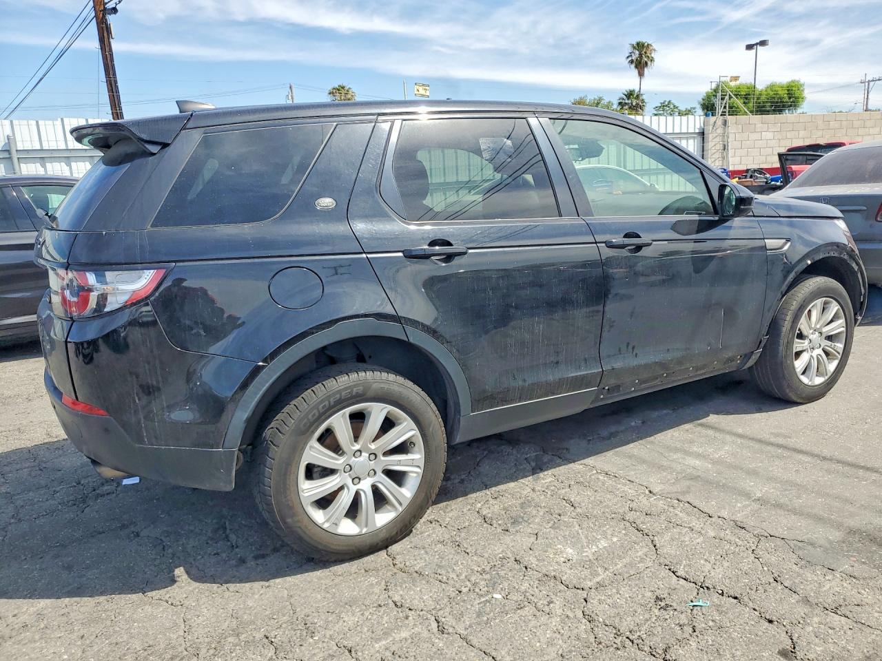 2019 LAND ROVER DISCOVERY