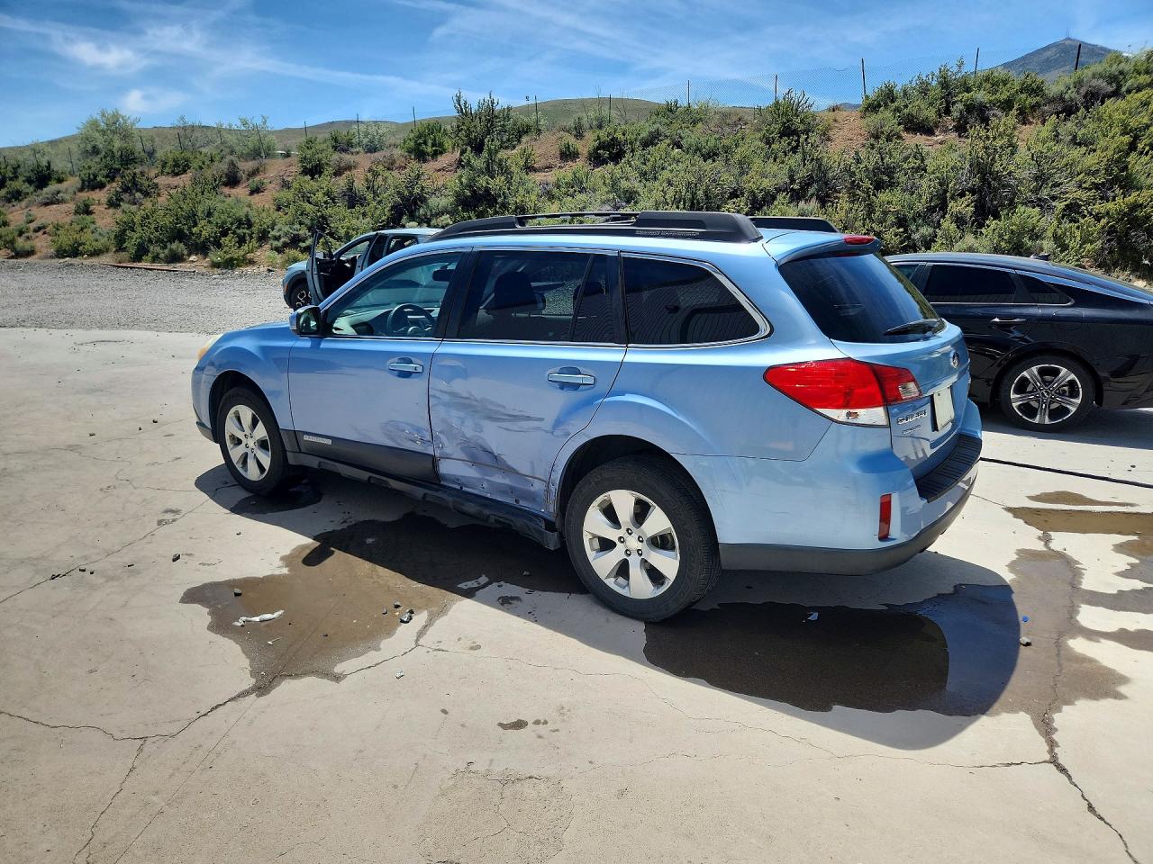 2011 SUBARU OUTBACK