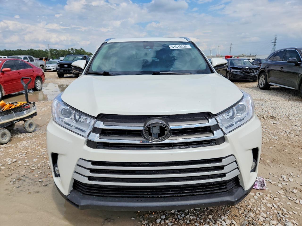 2017 TOYOTA HIGHLANDER