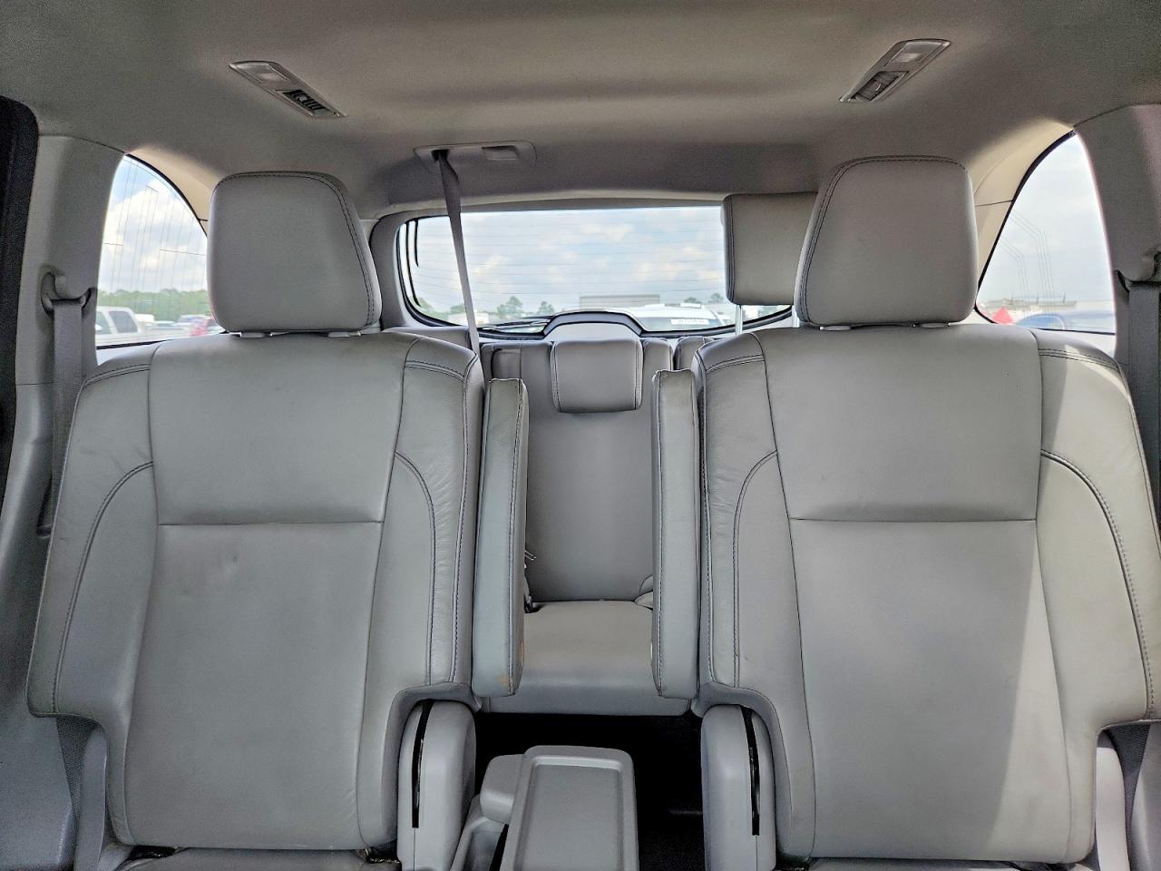 2017 TOYOTA HIGHLANDER