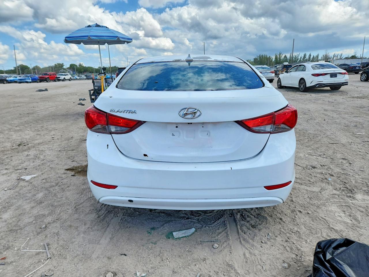 2016 HYUNDAI ELANTRA